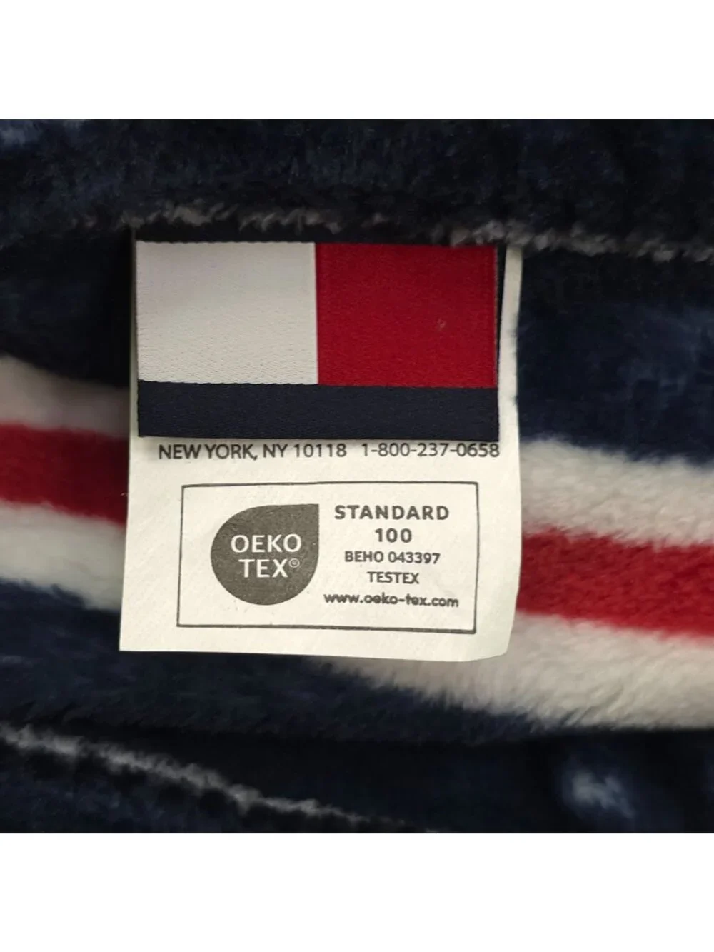 Tommy Hilfiger Super Soft Plush Throw Blanket 50